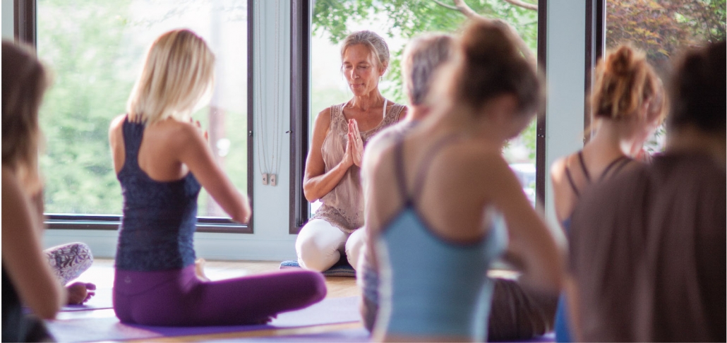 What is the average age of yoga teachers?